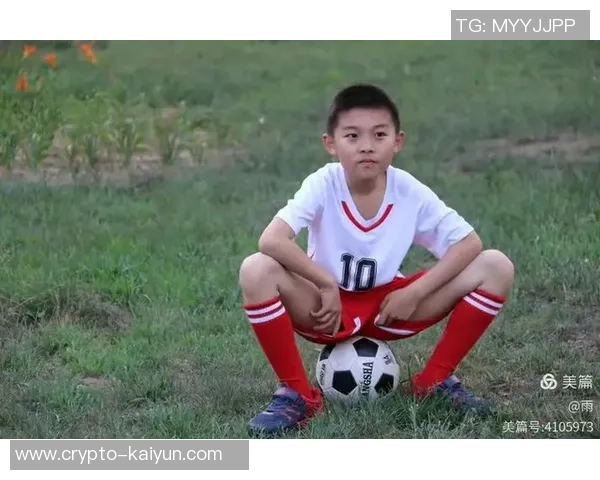 足球小将小次郎的成长之路与梦想追逐的热血故事